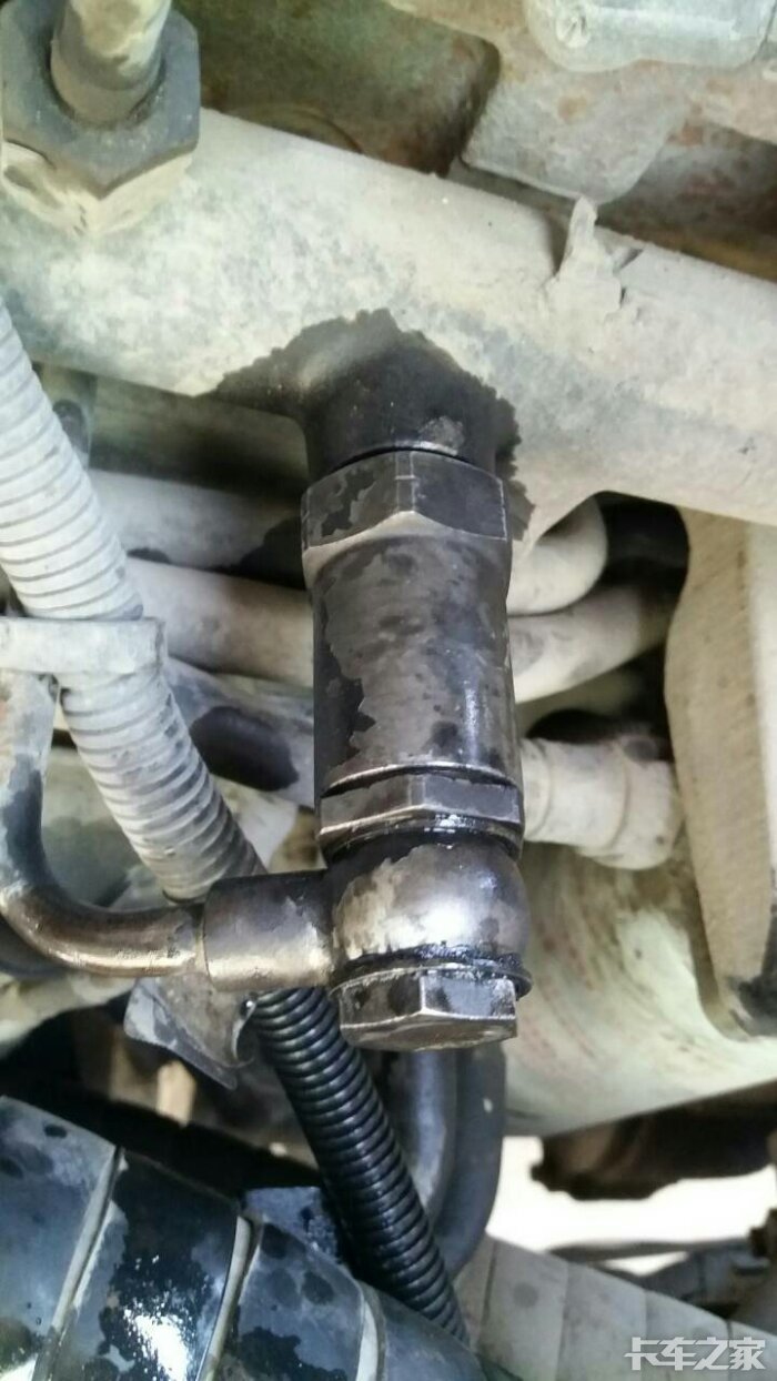 东风天龙共轨泄压阀坏了