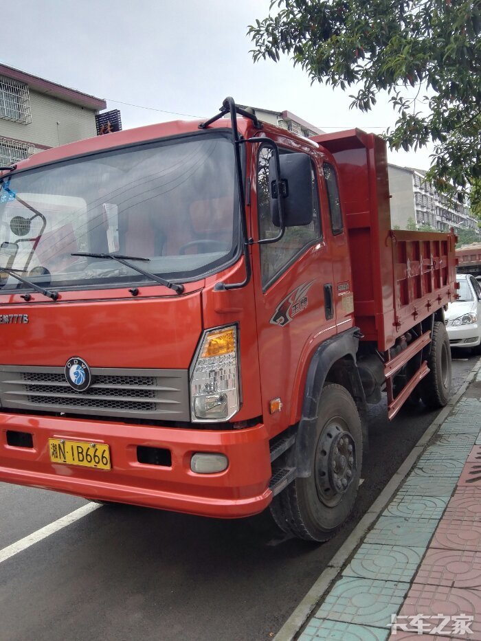 出售4108重汽王牌自缷车