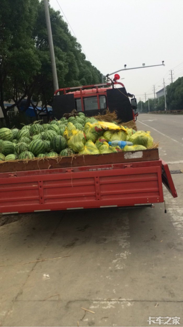 请卡友们吃西瓜[害羞][害羞] _ 卡车之家论坛