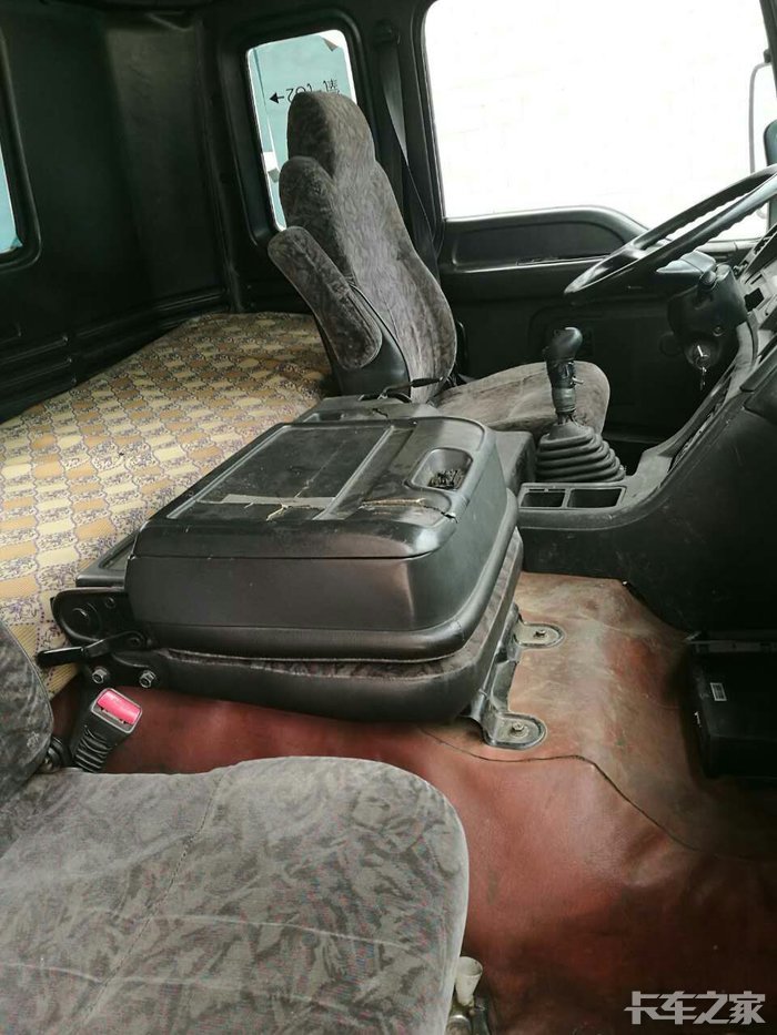 【出售】出售十缸五十铃翻斗车,十缸拖头.