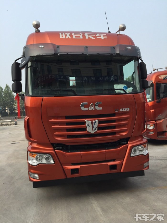 最轻的牵引半挂车联合卡车超级大单胎