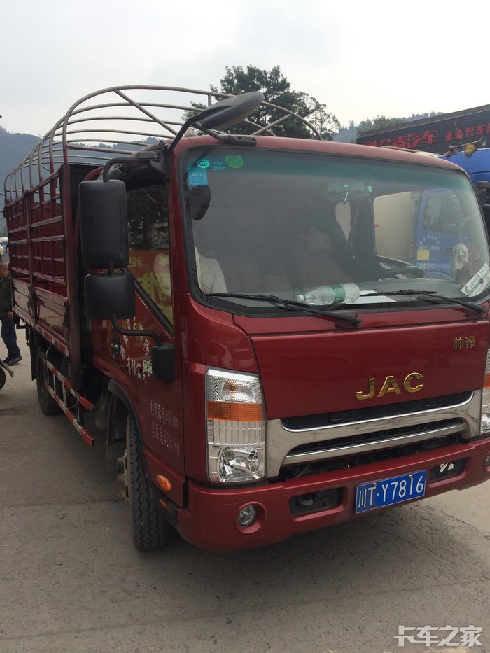 江淮帅铃宽头宽体排半内宽2.06米高栏3.8康明斯