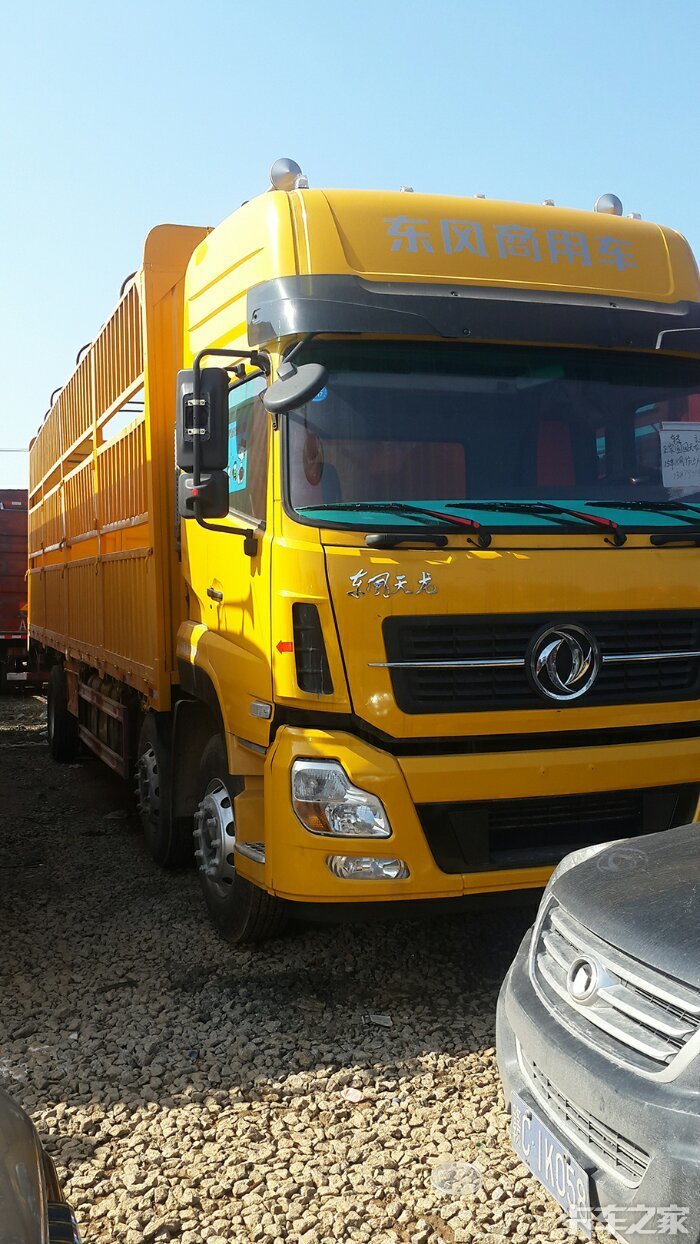 东风天龙前四后八国四9624多少钱15年的