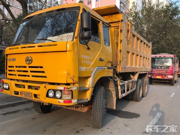 出售黄标08年红岩金刚后八轮翻斗车!