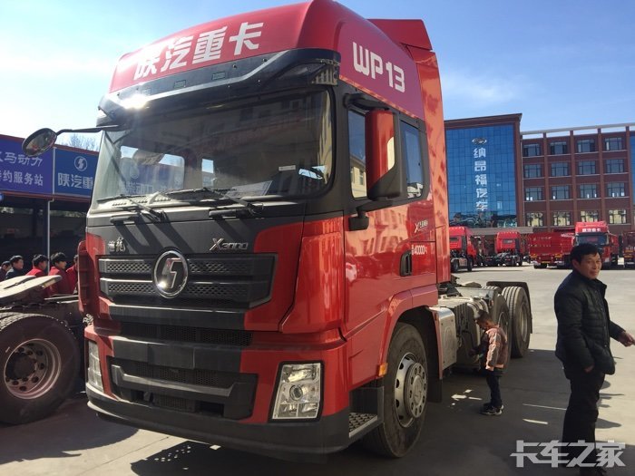 德龙x3000新车来袭
