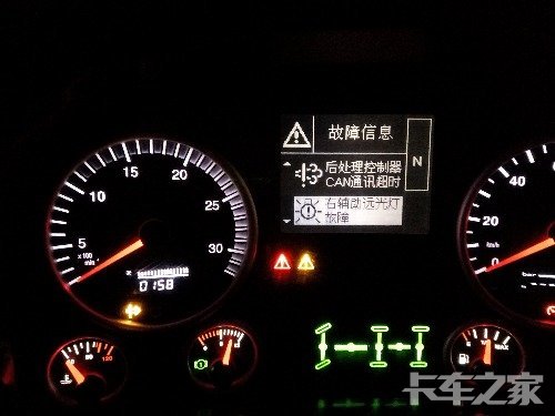 汕德卡故障灯亮,两三公里出现一次发动机狂叫