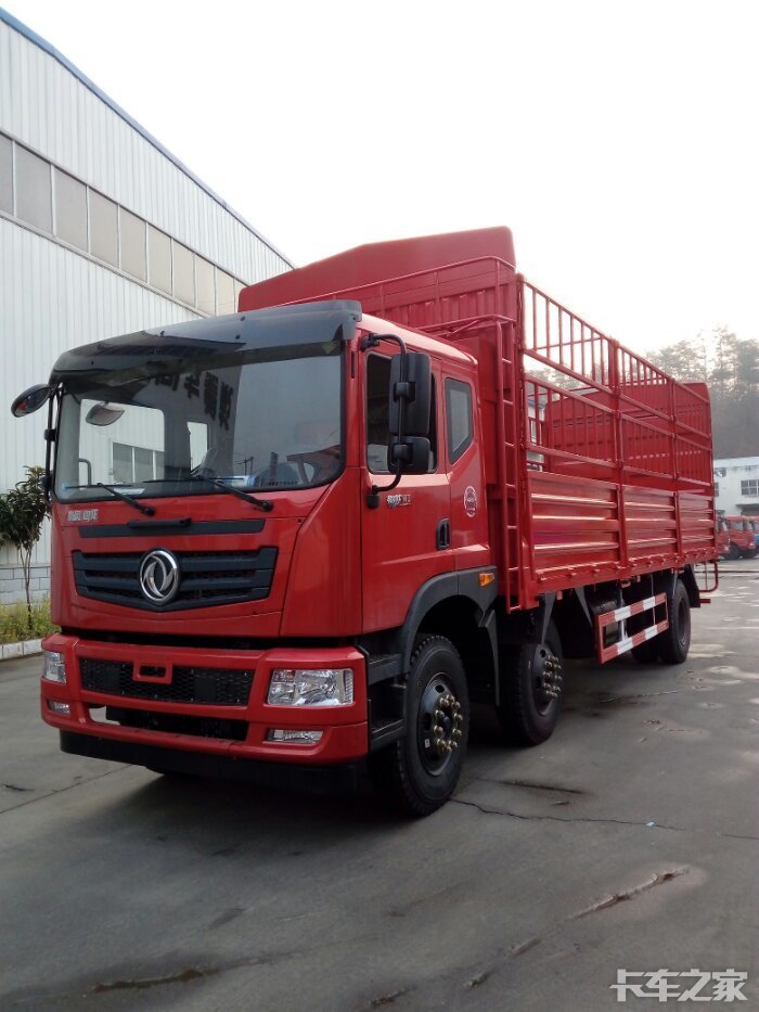 东风神宇 御虎中卡 190马力 6x2 7.2米仓栅式载货车(eq5253ccyf1)