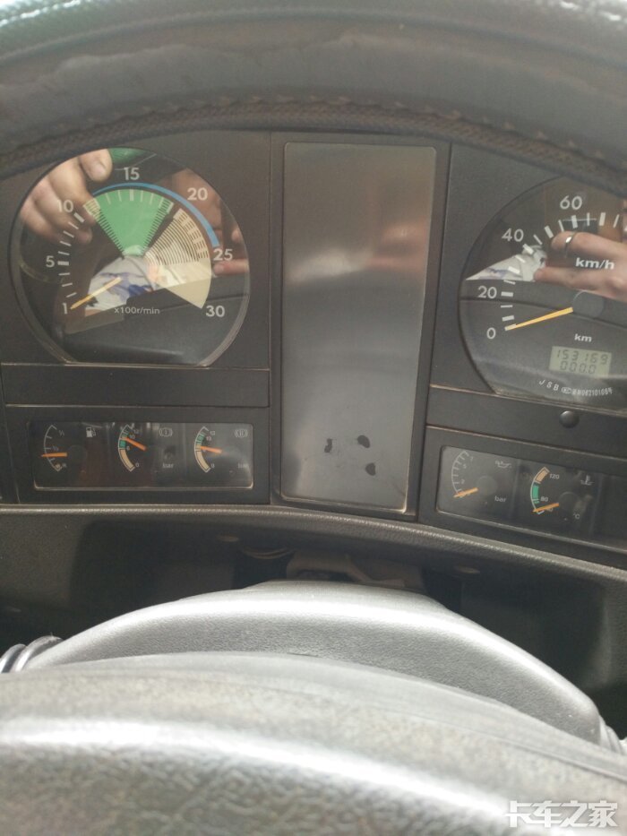 德龙f3000钥匙一打开仪表盘上的stop不亮了是咋个回事