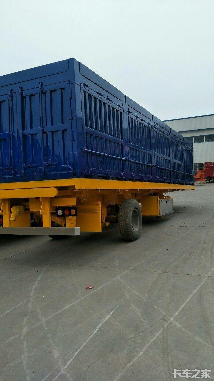 求购挂斗侧翻11米左右