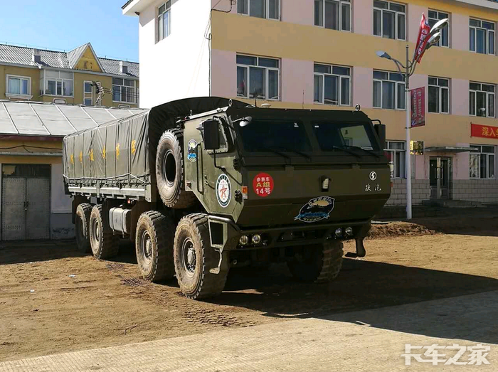 陕汽三代军车