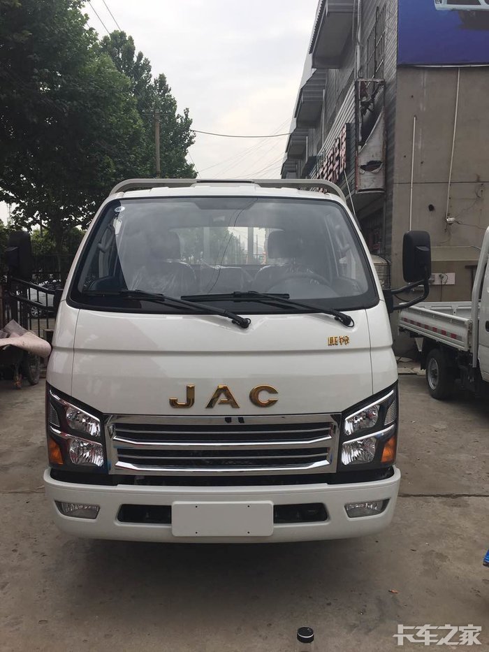 康铃k5 [复制链接] 发动机 发动机: 江淮动力hfc4da1-2d 汽缸数: 4