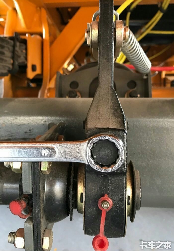 气刹刹车怎么调