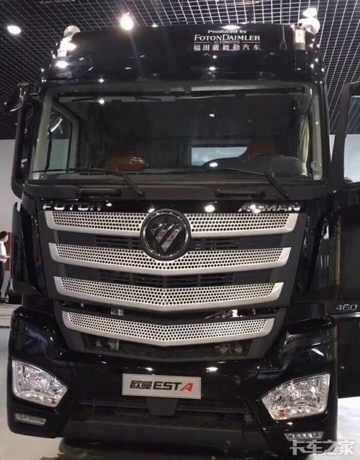 est 超级卡车 黑金刚是不是很帅气