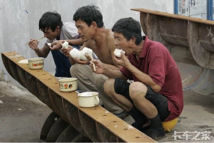 看看现在的民工