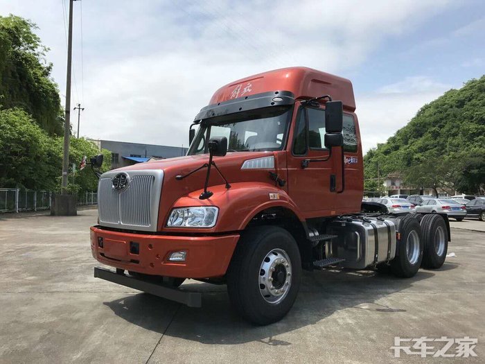 一汽解放安捷轻量化牵引车已到达哈尔滨