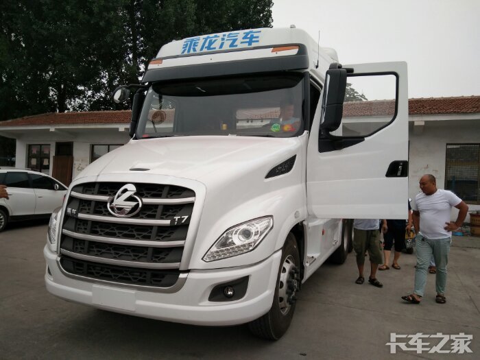 用实力说话乘龙t7超级卡车