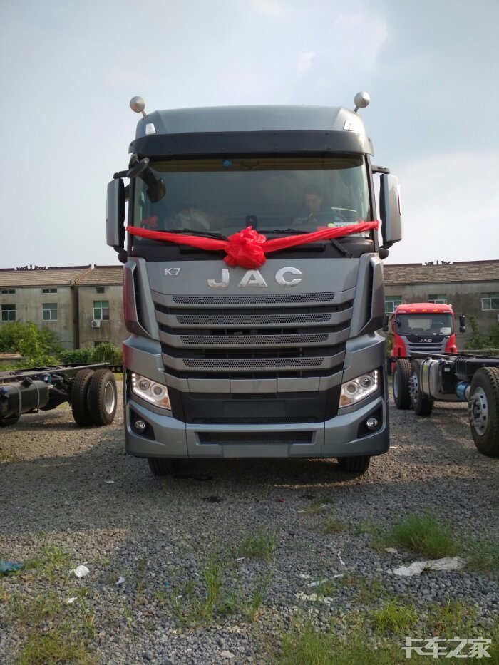 江淮a5牵引车高端大气上档次