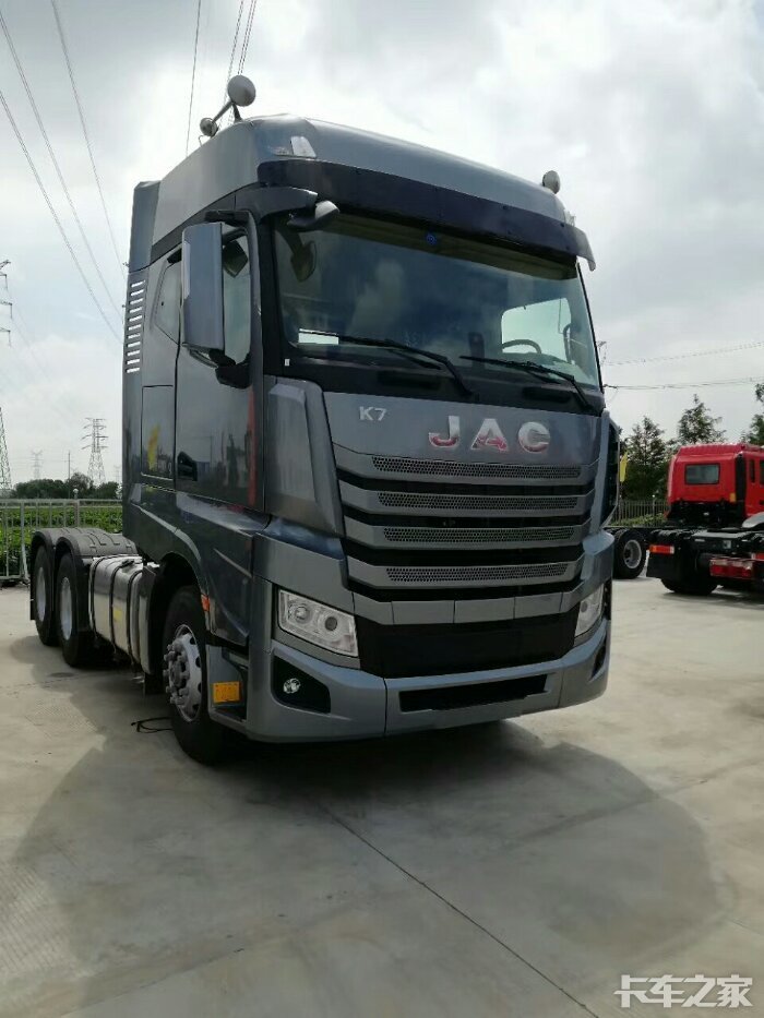 江淮a5牵引车高端大气上档次