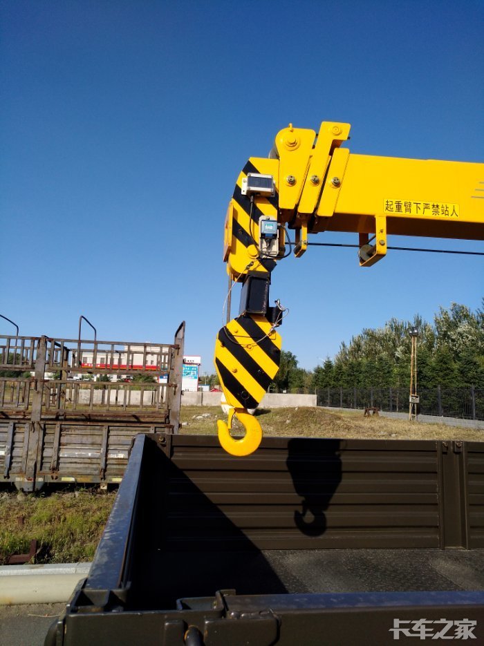 三一徐工东北地区随车吊箱货直销