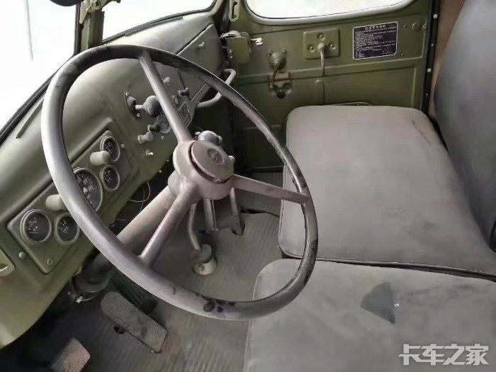 1976年准新车的解放ca30