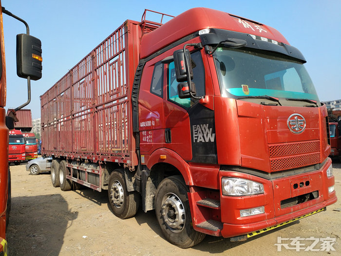 刚3年国4解放j6前四后八高栏载货车只卖16万