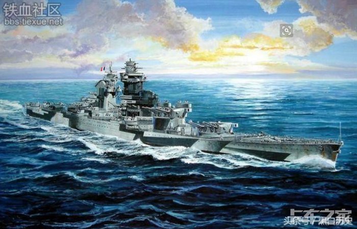 二戰初期德國俾斯麥號戰列艦英國的胡德號戰列巡洋艦圖