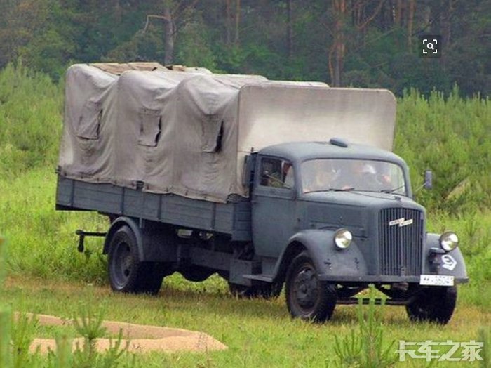 二战时期的卡车 图