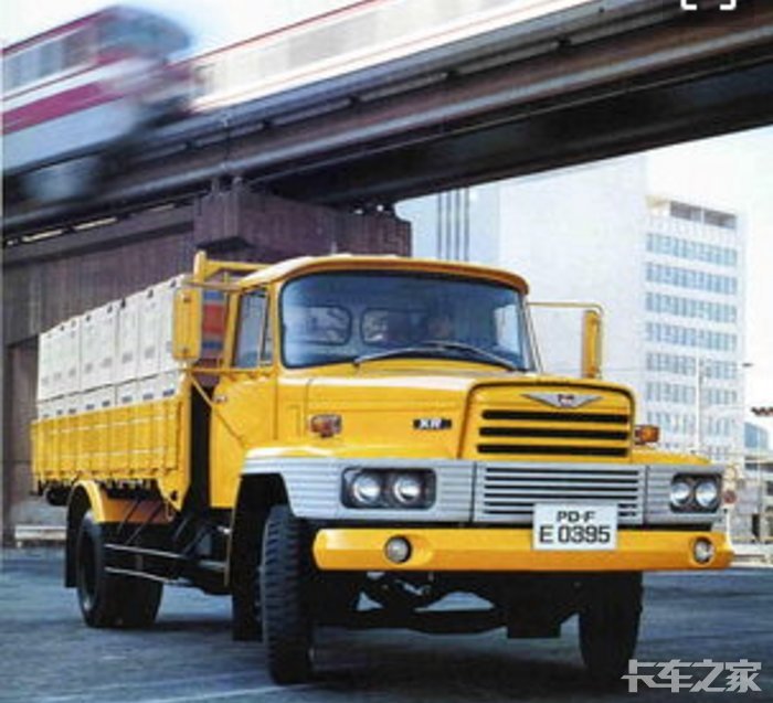 七八九十年代的日本卡车图