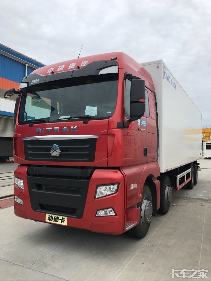 汕德卡载货车
