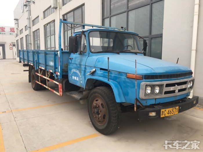 宝坻检车场的解放141