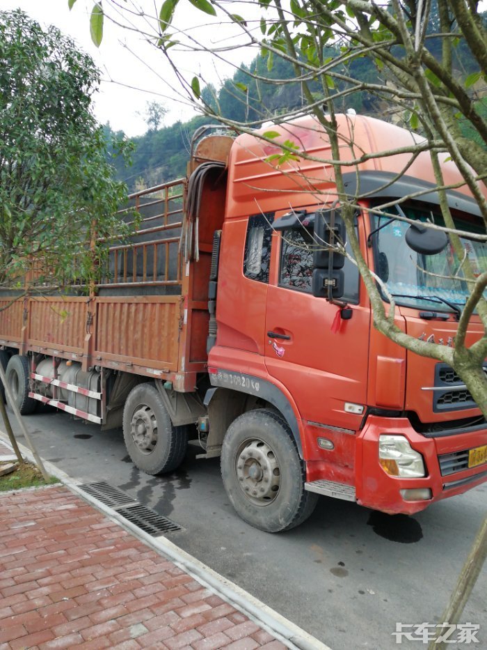 四桥天龙9.6米,09年康机6万拿走