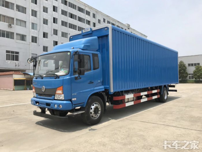 东风单桥嘉运96米厢式货车