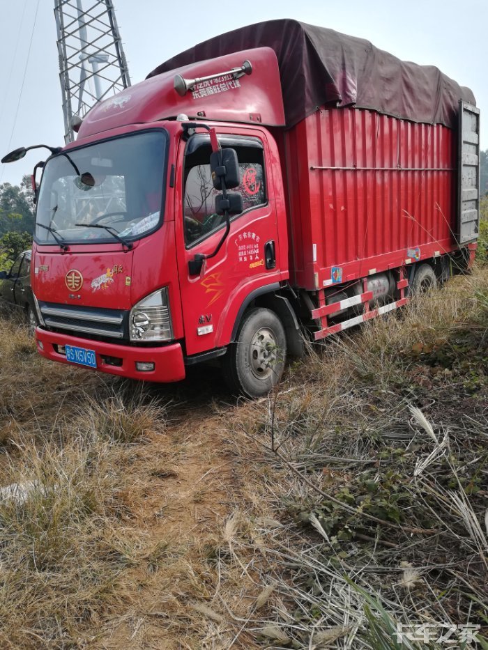 四米二单排卧铺制作经验,母亲给逢的还不错.