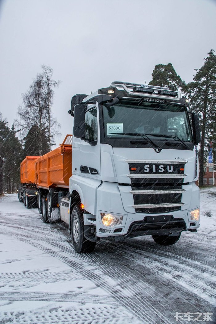 芬兰西苏圣诞特款--砂石运输车系列,从内到外,高清展示 _ 卡车之家