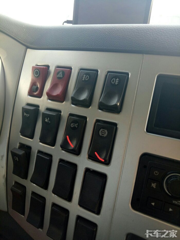 这两个开关是干什么的?