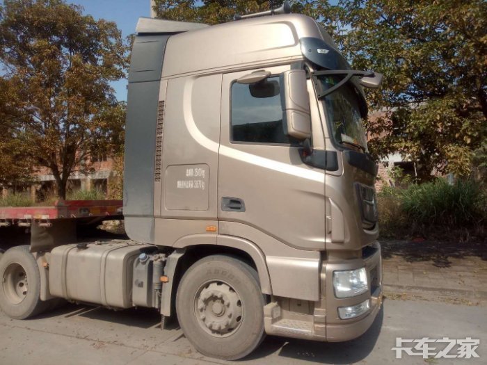 天龙旗舰480马力车头转让