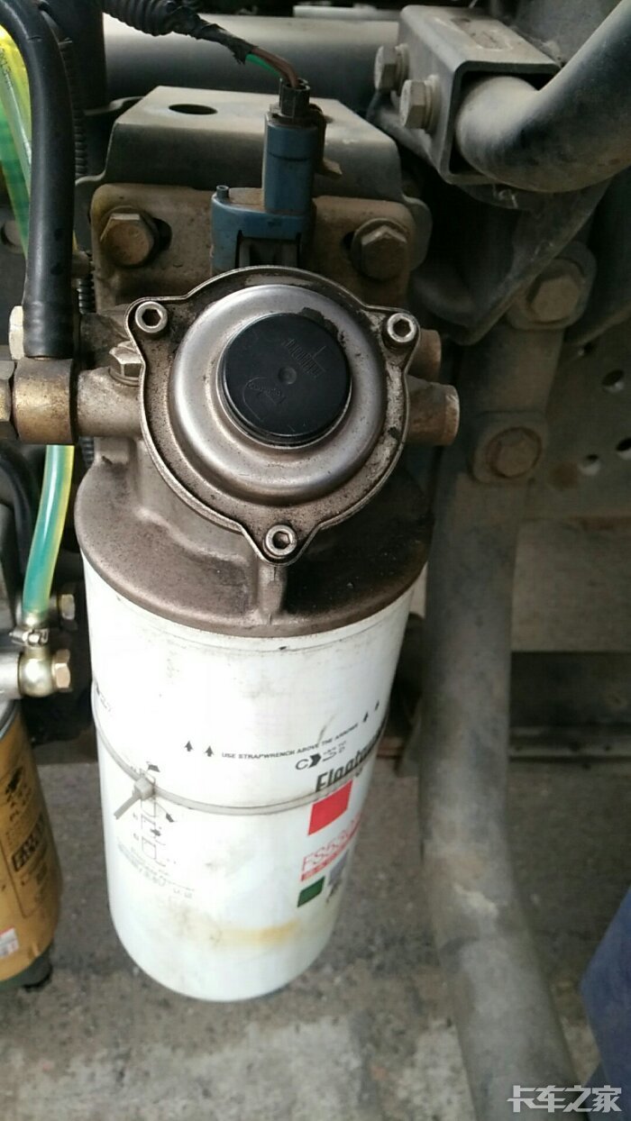 哪位师傅知道gtl380油水分离器泄压怎么修理啊在线急等