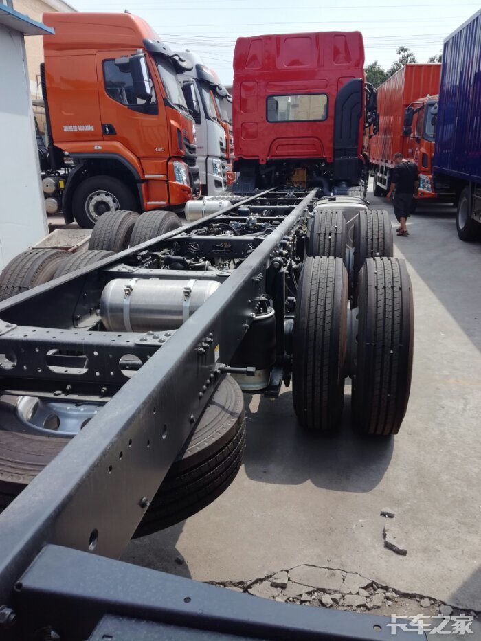 乘龙h5提升桥前四后八咋样多少钱可下手