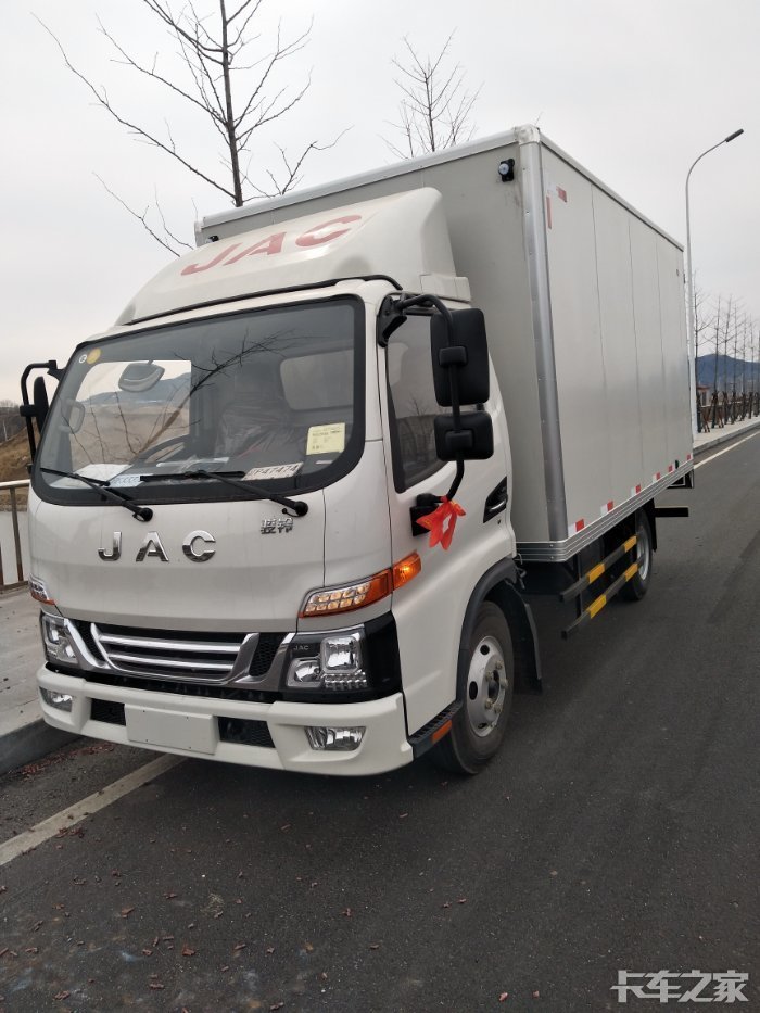 喜提江淮俊铃v5