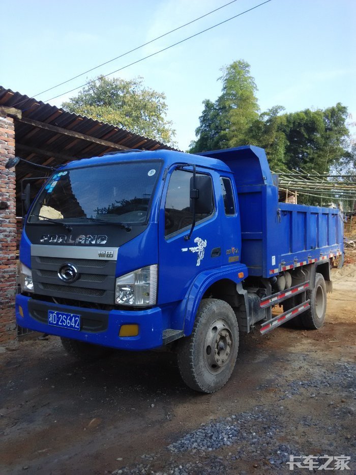 拉石子想买个蓝牌自卸车哪个结实实惠了