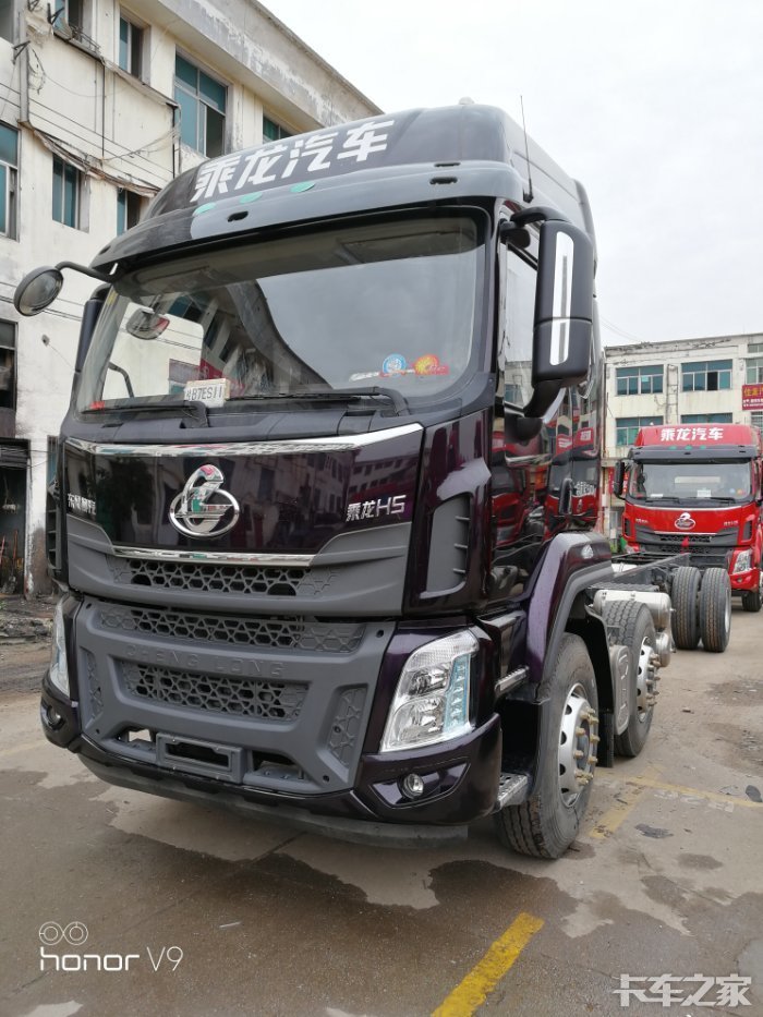 高颜值高性价比快递神车乘龙h5