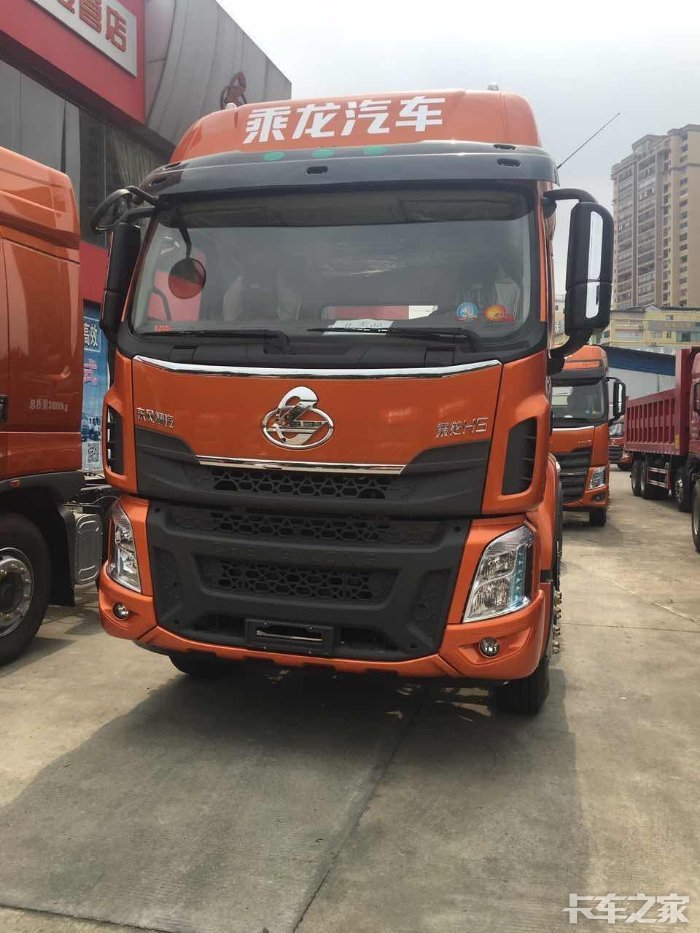 五哥,我想买乘龙h5.7米8车厢270马力拉25吨货物