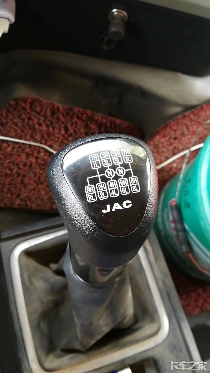 为什么大型卡车动不动就十几个档位?不嫌换挡麻烦吗?