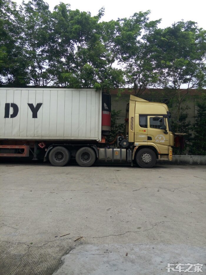 15米冷藏车招A2驾驶员