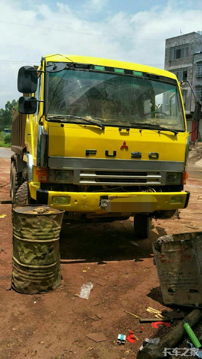 三菱卡车