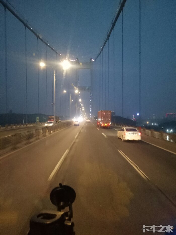 江苏江阴大桥夜景