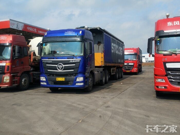 欧曼400牵引车有配置青特440后桥的吗