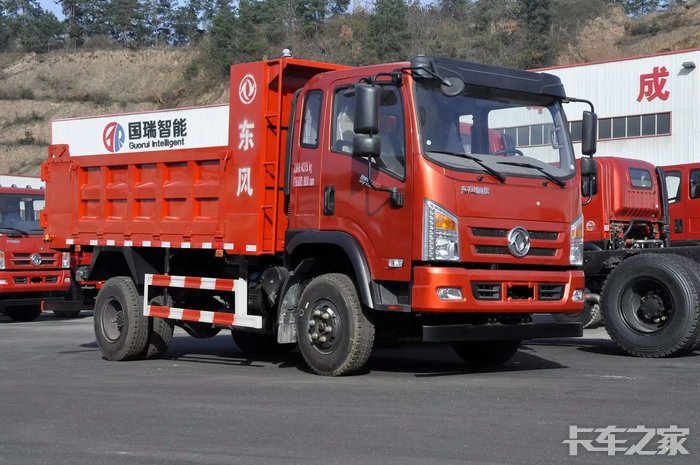 东风神宇御虎自卸