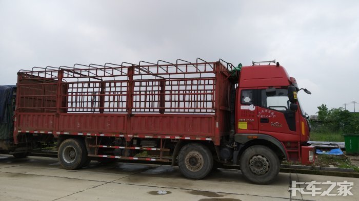 求购货厢长7.2米单桥高栏货车