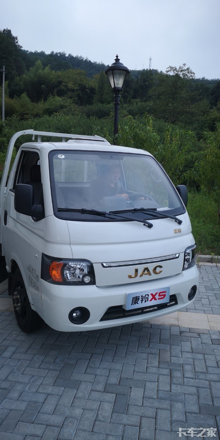 雪洁直播拍江淮轿卡x5,有福利送车模